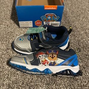 Nickelodeon Paw Patrol Sneakers with lights Toddler size 10